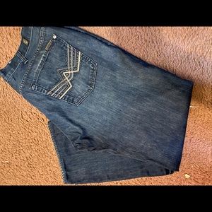 This is a pair of lightly worn 7 for mankind jeans size 40/31 like new